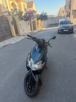 Yamaha Jog RR Scooter Automática