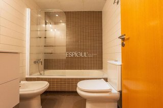 Piso en venta en Eixample Sud – Migdia en Girona
