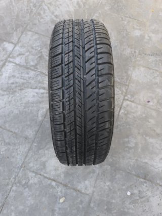 1 Neumático Michelin 185/60R15 84H Energy XH1