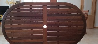 Mesa y 4 sillas de jardín de madera