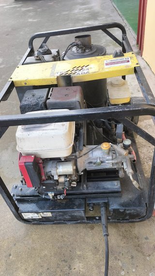 HIDROLIMPIADORA KARCHER GASOLINA