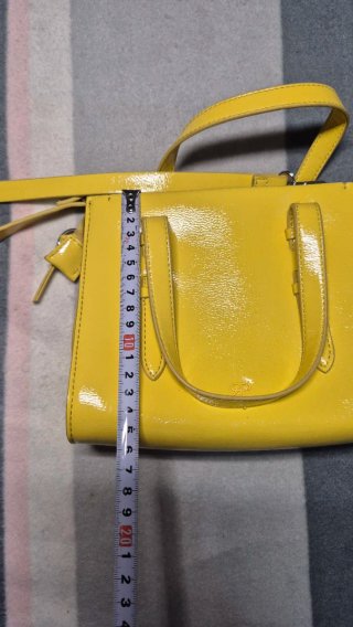 Bolso Parfois Amarillo Charol Mini Bag Y2K