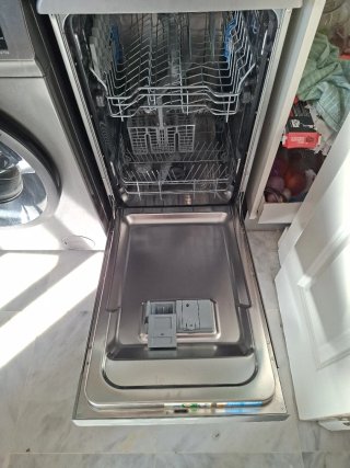 Lavastoviglie Indesit poco usata
