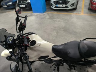 CAMBIO HIMALAYAN 450 X Naked
