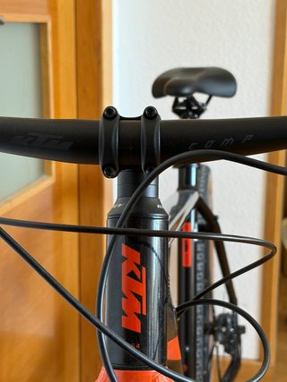 Bicicleta KTM X-STRADA 30 Negra y naranja