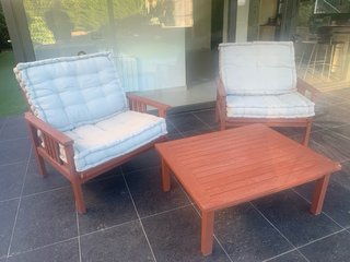 Conjunto de jardín: 2 sillones y mesa Teka