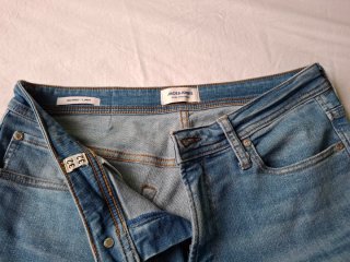 Pantalón vaquero Jack & Jones desgastado