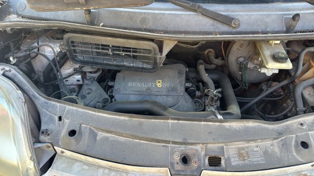 Despiece Renault Trafic 1.9 dci 2003