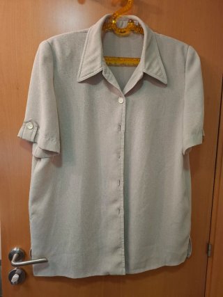 Blusa beige manga corta