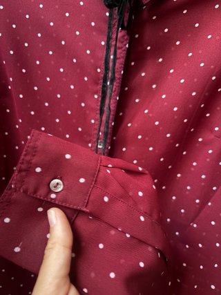 Camisa Stradivarius lunares