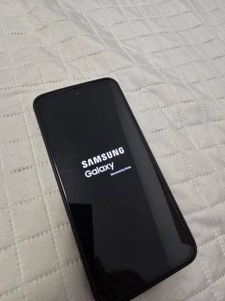 Samsung S24 FE 128GB con funda y cristal