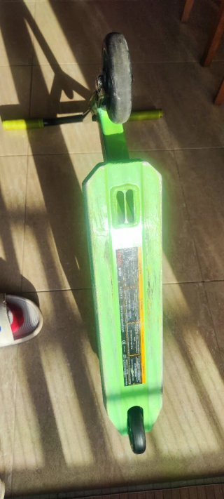 Patinete Bestial Wolf. casi sin uso