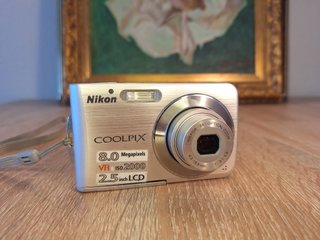 Nikon Coolpix S210 Cámara Digital 8 MP Plata