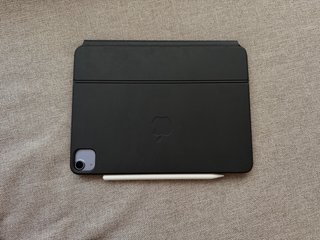 iPad Air M1 64GB + Apple Pencil 2 + Magic Keyboard