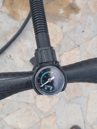 Bomba Funwater para tablas de pádel
