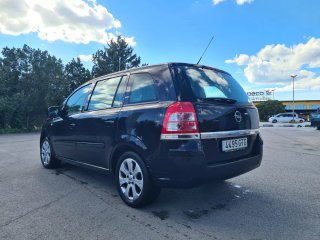 Opel Zafira 2010