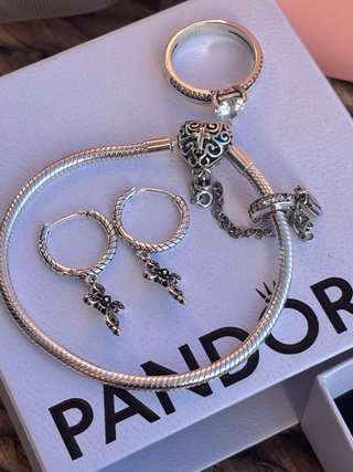 Conjunto Pandora Cruz corazon