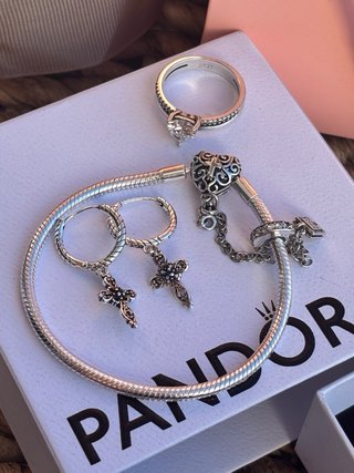 Conjunto Pandora Cruz corazon