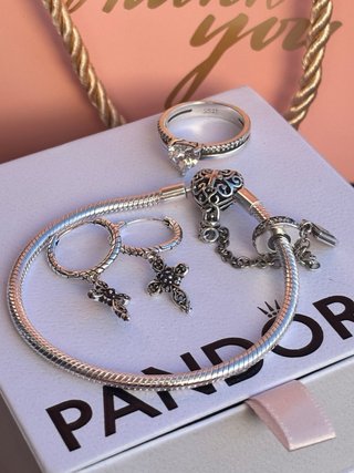 Conjunto Pandora Cruz corazon