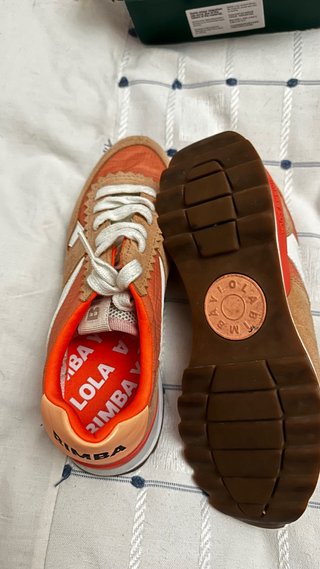 Zapatillas Puma Beige y Naranja