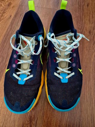 Zapatillas Nike Kiger 9 Talla 42