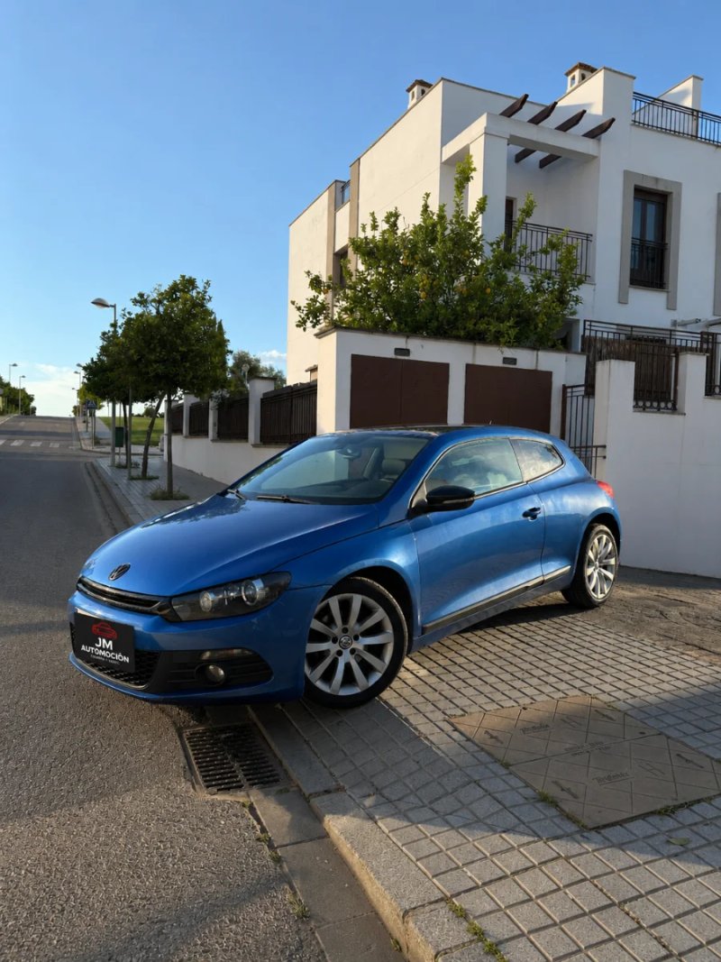 Volkswagen Scirocco 2010 - foto 1
