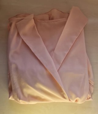 Blusa rosa elegante