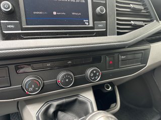 Volkswagen Transporter 2023