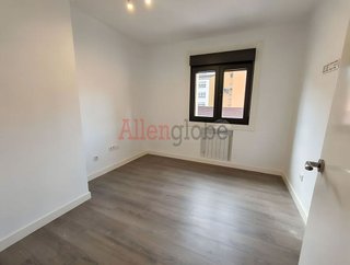 Piso en venta en La Villa - Bazuelo en Mieres