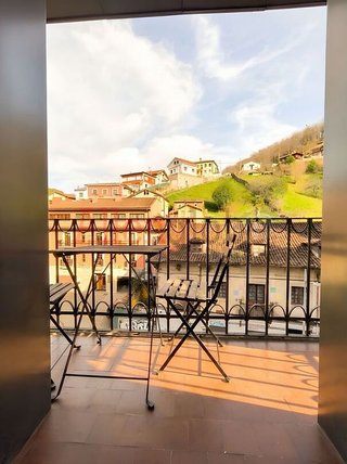 Piso en venta en La Villa - Bazuelo en Mieres