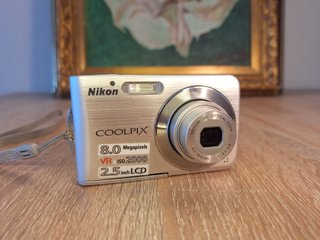 Nikon Coolpix S210 Cámara Digital 8 MP Plata