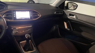Peugeot 308 5p Active Pack BlueHDi 130 S&S