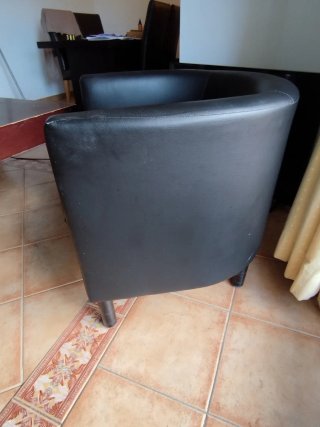 Sillón negro Ikea