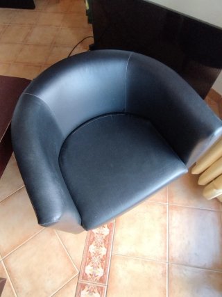 Sillón negro Ikea