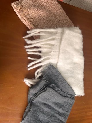 Pack 3 bufandas (gris, rosa, blanco)