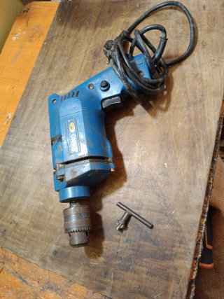 Taladro de llave azul Rhino
