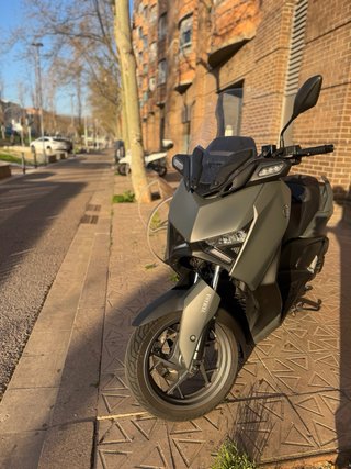 Yamaha XMAX 125cc 2025