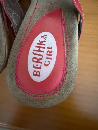 Sandalias Bershka tacón madera mujer