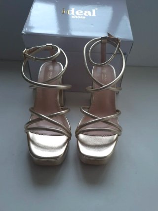 Sandalias, Mia Shoes,Talla 38, Doradas