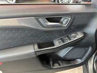 Ford KUGA 2.5 DURATEC 225 TITANIUM (2021)