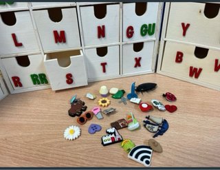 Scatola Montessori suoni e lettere in legno