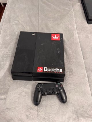Consola PS4 + 3 Juegos