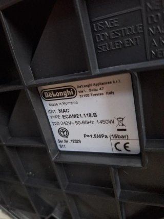 Cafetera DeLonghi Magnifica S Negra