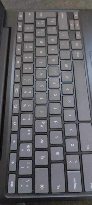 Lenovo IdeaPad 3 Chromebook pantalla rota