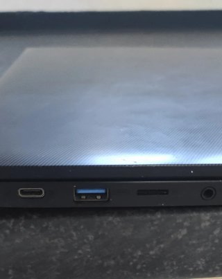 Lenovo IdeaPad 3 Chromebook pantalla rota