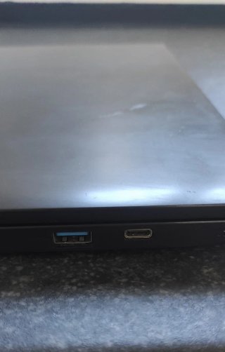 Lenovo IdeaPad 3 Chromebook pantalla rota