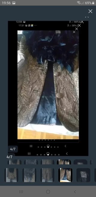 Americana Josefina Ábalos oro viejo y plumas