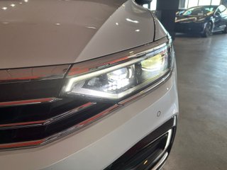 Volkswagen PASSAT 1.4 HYBRID 218 GTE EXECUTIVE (2022)