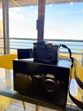 Cámara Sony A7 IV + OBJETIVOS