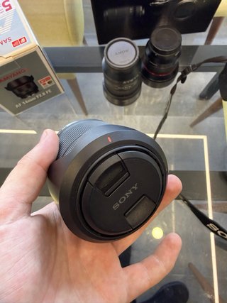 Cámara Sony A7 IV + OBJETIVOS